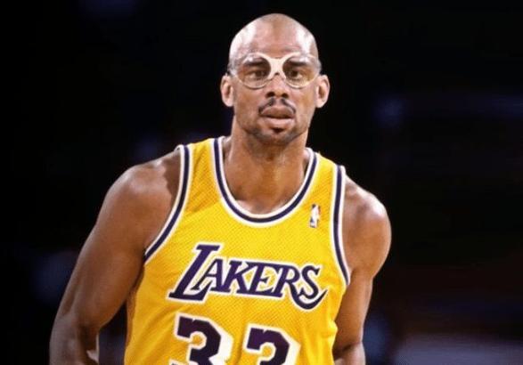 [中超]第28轮：上海申花2-2大连英博 集锦