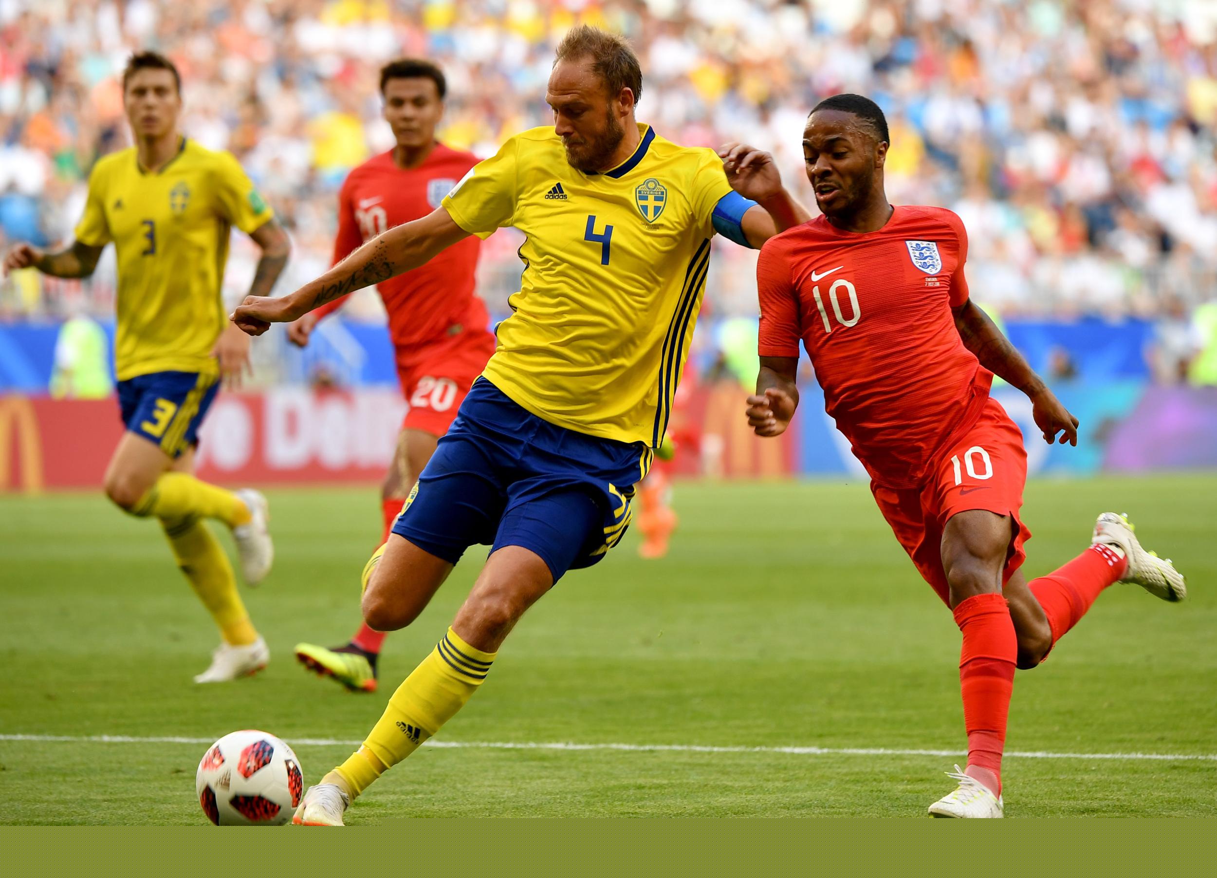 下构成叙事 下构成叙事